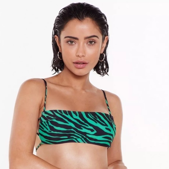 NWT! Zebra Print Bikini Top - Size Large - Picture 1 of 5